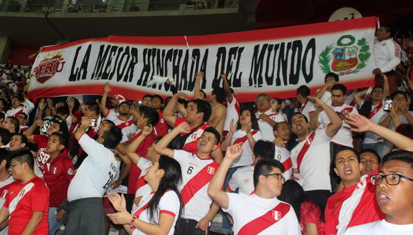Las barras de la Selección Peruana piden apoyo a las autoridades. (Foto: Facebook)