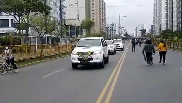 Se reportó un incidente donde estarían involucrados vehículos del Estado. (Video: @Jorgeayulo)