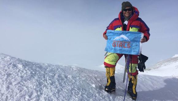 Silvia Vásquez-Lavado se convirtió en la primera peruana en escalar el Everest. (Facebook Silvia Vásquez-Lavado)