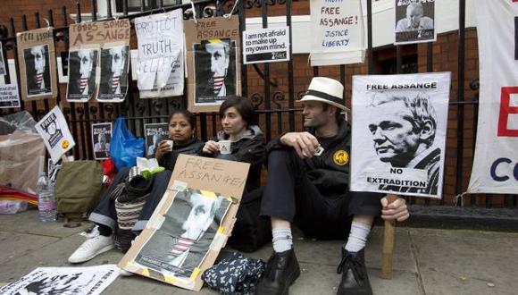 Protestas a favor de Assange. (Reuters)