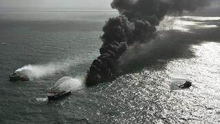 Alerta en Asia: Sri Lanka lucha para apagar incendio de un barco cargado con químicos [FOTOS y VIDEO]