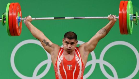 Hernán Viera superó su marca de 200 kilos y apunta a los Juegos Bolivarianos. (IPD)