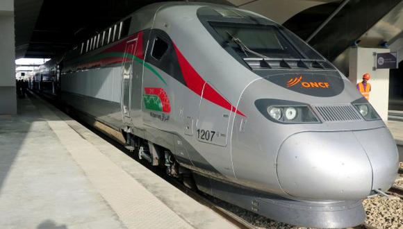 El tren discurre durante 200 km a una velocidad media de 320 km/h, lo que permite reducir el viaje entre Tánger y Rabat a solo una hora y quince minutos. (Foto: EFE)