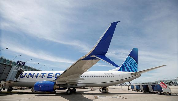 United Airlines informó que los pilotos fueron retirados del servicio hasta que aclaren su situación. (Foto referencial: Reuters/archivo)