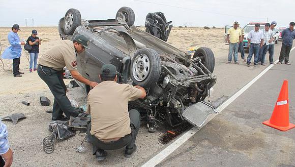 Dos muertos por despiste de automóvil en Huarmey, en Áncash. (USI/Referencial)