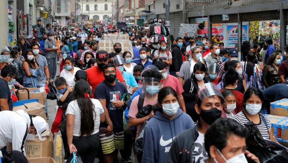 “¿Cómo se sitúa el Perú en este entorno ya de por sí deteriorado? Solo el 10% de los encuestados consideró que se puede confiar en la mayoría de las personas. A nivel institucional las cosas no aparecen mucho mejores”.  (Foto: EFE)