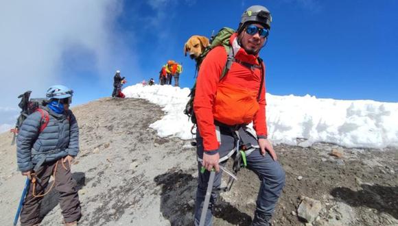 Montañistas rescatan a perro en Pico de Orizaba, en Veracruz. (Foto: Layo Aguilar)