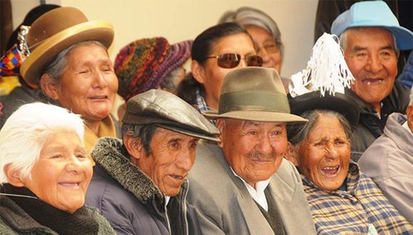 En el primer trimestre del presente año, del total de hogares del país, el 26,2% tenía como jefa o jefe a una persona de 60 y más años de edad, según encuesta ENAHO. (Foto: Agencia Andina)