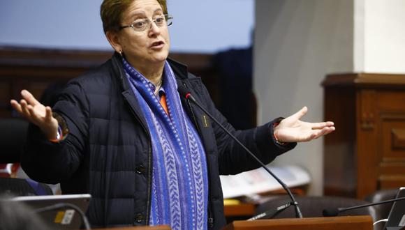 La congresista Lourdes Alcorta a favor de ceder la presidencia de la Mesa Directiva. (Foto: Congreso)
