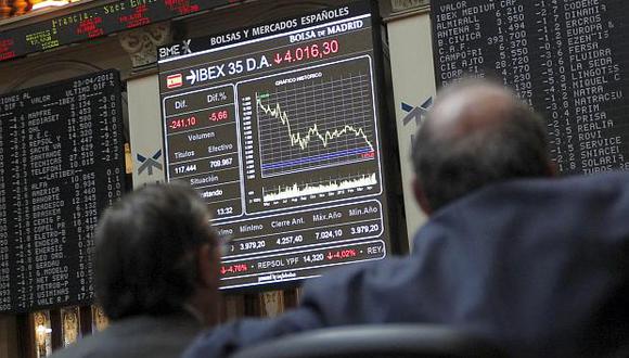 En la bolsa de Madrid, el índice IBEX 35 anotó una subida de 0.14% este martes. (Foto: Reuters)