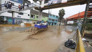 Trabajadores tendrán dos horas de tolerancia por el desborde del río Huaycoloro