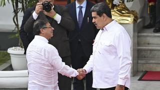 Maduro y Petro se encuentran en Caracas para sostener una reunión privada