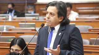 Edward Málaga: “Suscribo la moción de censura contra Digna Calle”