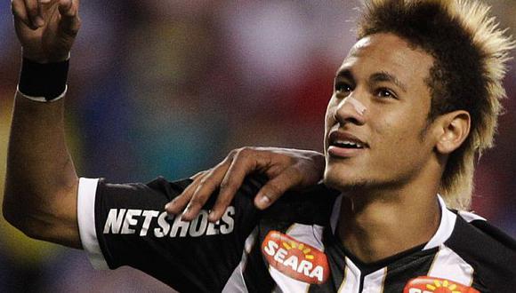 Neymar, el mejor de la Copa 2010, llegará pronto. (AP)