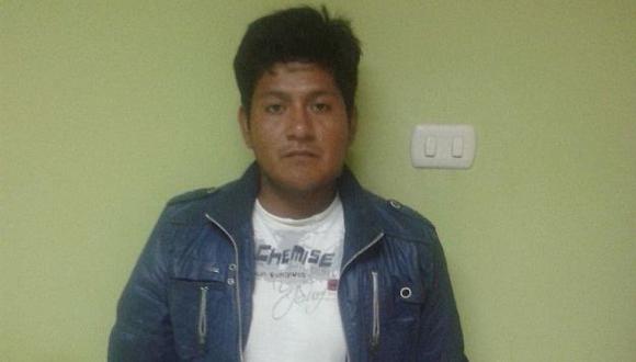 El delincuente identificado como Cristian Núñez Nima tenía cuatro sobres con cartas. (PNP)