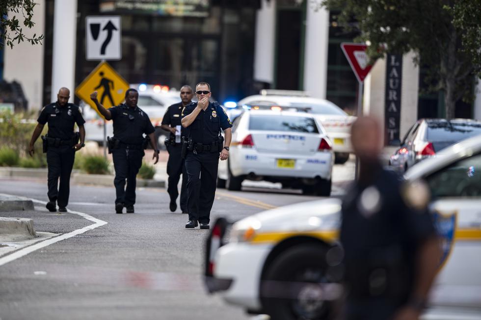 Tiroteo en Jacksonville: "Ver cuerpos en el piso, esto es una pesadilla total". (AP)