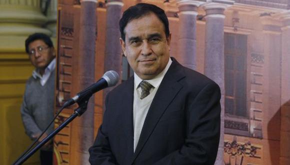 Fredy Otárola no descartó que Ollanta Humala cierre el Congreso. (Perú21)