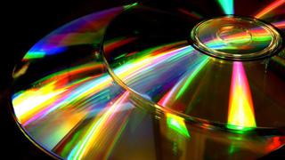 ¿Es posible grabar 500 TB de datos en un CD normal?