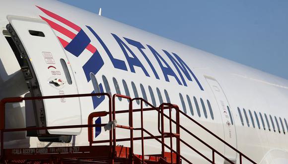 Una vez implementado, Latam ofrecerá dos clases de servicio en todos los vuelos operados por aeronaves de corto y mediano alcance. (Foto: Reuters)