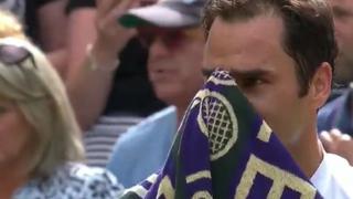 El llanto de Roger Federer tras ganar el abierto de Wimbledon [VIDEO]