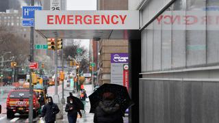 “Estamos todos expuestos”: el miedo se apodera del personal de salud en Nueva York
