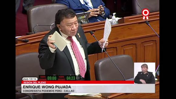Participation of Enrique Wong in Congress