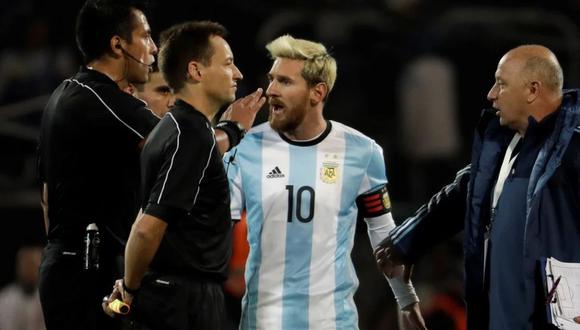 Julio Bascuñán fue parte de la polémica en el Argentina vs. Uruguay rumbo a Rusia 2018. (Foto: AP)