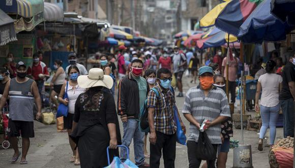 Un 46% de peruanos responsabiliza a los comerciantes por la alta tasa de contagios según encuesta de Ipsos Perú (GEC).