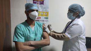 Coronavirus: India vacuna a cerca de 1,4 millones de sanitarios en la primera semana de campaña 