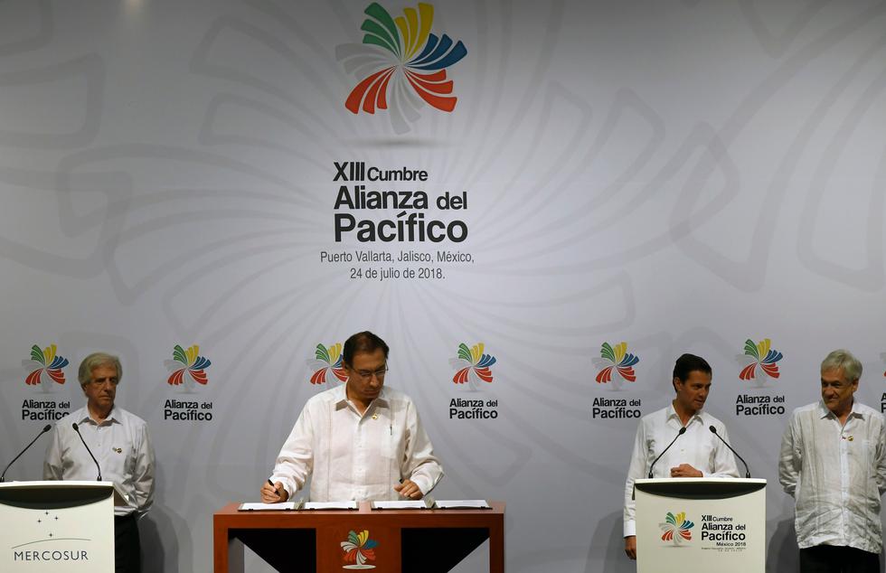 Tabaré Vásquez (Uruguay), Martin Vizcarra (Perú), Enrique Peña Nieto (México) y Sebastián Piñera (Chile) fueron algunos de los mandatarios presentes en la Cumbre. (Foto: AFP)