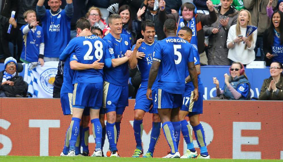 Leicester goleó 4-0 al Swansea y sigue líder de la Premier League. (EFE)
