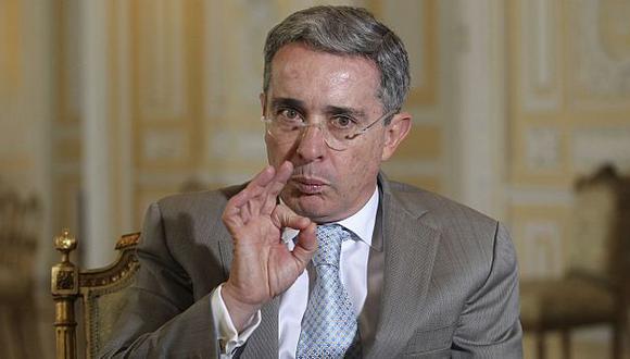 Más problemas para Uribe. (Reuters)