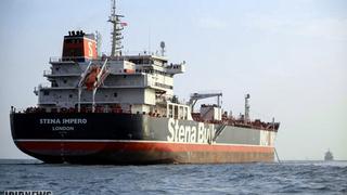 Irán retiene barco extranjero por llevar combustible de contrabando