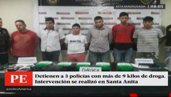 Policias detenidos por transportar 8 kilos de droga (Foto: América TV)