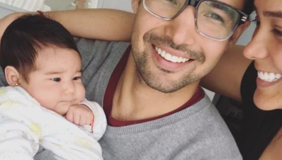El cantante Ezio Oliva debutó como papá de Antonia, quien nació este año. (Instagram: eziooliva)