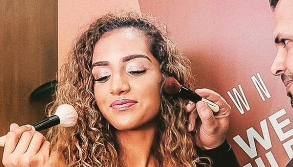 Aplicar una buena base de maquillaje es el paso primordial antes de cualquier rutina de 'make up'. (Foto: Instagram @bobbibrown)