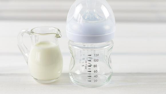 Recomendaciones para conservar la leche materna. (Foto: IStock)