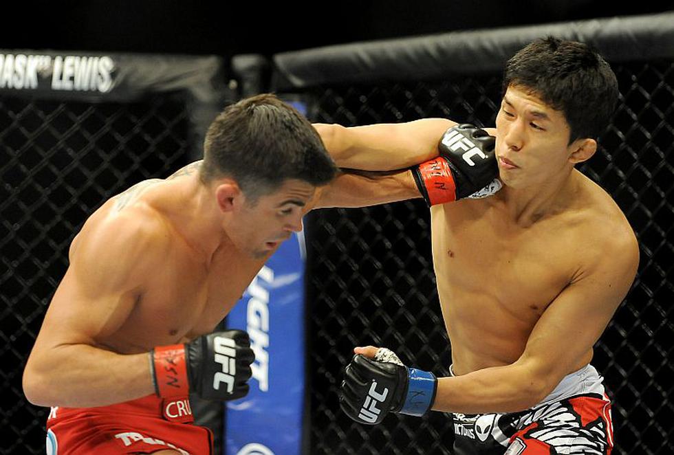 Cruz acabó con Mizugaki en el primer asalto. (Reuters)