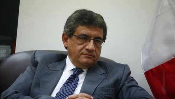 Juan Sheput critica falta de reacción de los ministros frente a denuncias contra PPK.
