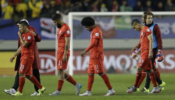 Los jugadores de la selección peruana afirmaron  que no supieron mantener el resultado. (AP)