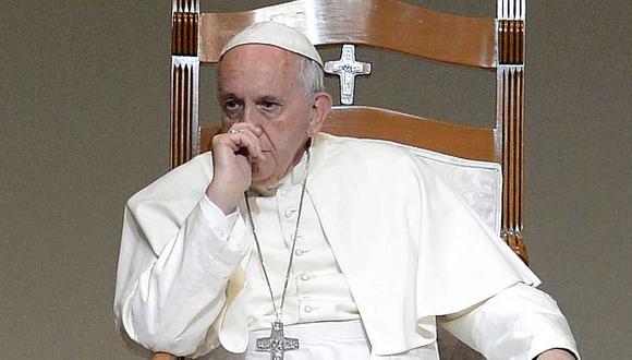 En el ojo de la tormenta, renuncia de Collins se da en medio de críticas hacia el Papa (Reuters)