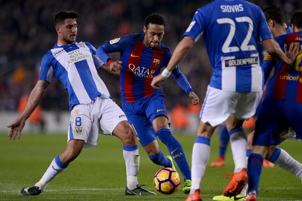 Barcelona venció 2 -1 al Leganés por la Liga española con doblete de Messi. (AFP)