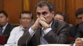 Julio Gagó intentó desvirtuar informe que recomienda suspenderlo 120 días