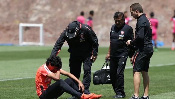 Óscar Vílchez se lesionó y es duda en la selección peruana. Este lunes será evaluado para definir si puede jugar o no. (Perú21)
