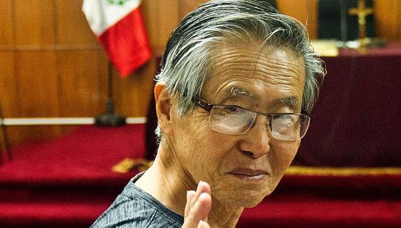 Alberto Fujimori fue internado anoche en una clínica de Pueblo Libre. (AFP)