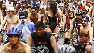 Ciclonudistas invadieron Lima para exigir mayor respeto