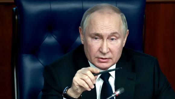 El presidente de Rusia, Vladimir Putin, habla durante una reunión ampliada de la Junta del Ministerio de Defensa, el 21 de diciembre de 2022. (Sergey FADEICHEV / Sputnik / AFP).