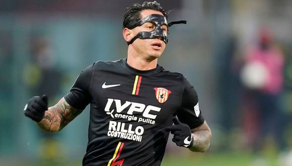 Gianluca Lapadula se puso la capa de héroe en la victoria de su equipo. (Foto: Benevento)