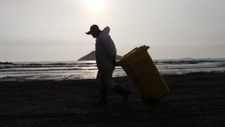 “Tiene que responsabilizarse”: ministro del Ambiente no descarta demanda internacional contra Repsol