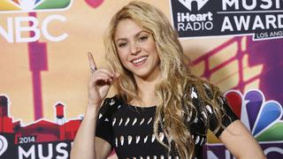 Shakira defiende su cabello rubio